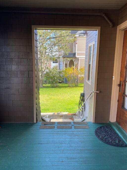 Historic Downtown Riverview Flat, No 3 Astoria Exterior photo