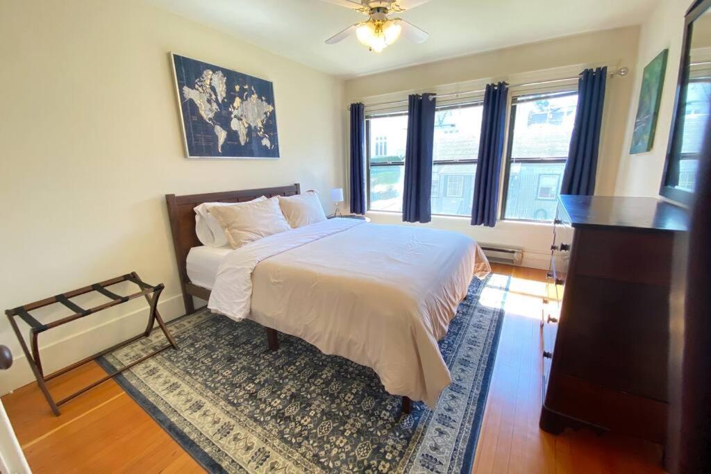 Historic Downtown Riverview Flat, No 3 Astoria Exterior photo