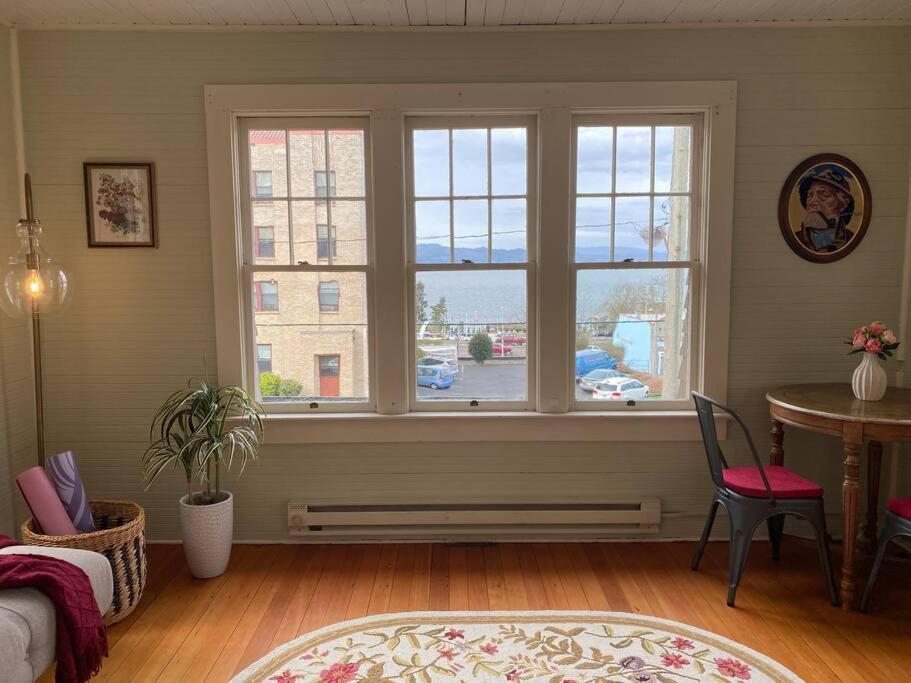 Historic Downtown Riverview Flat, No 3 Astoria Exterior photo